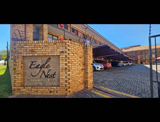 2 BEDROOM TOWNHOUSE FOR SALE IN ALBERTON NORTH